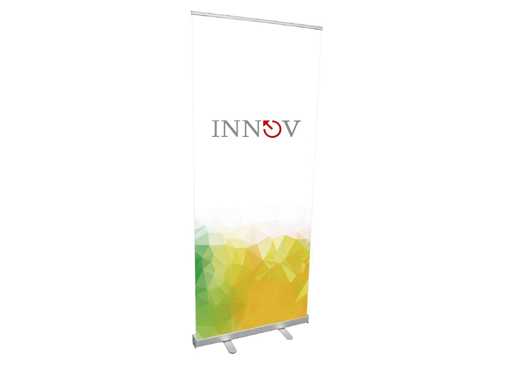 Roll Up Banner Stand 32